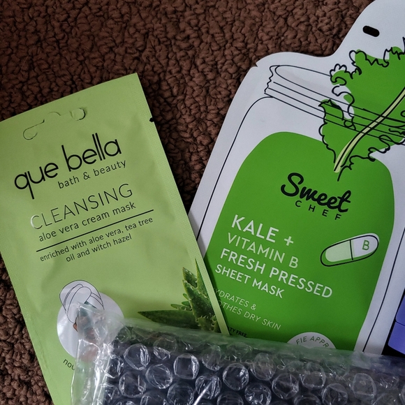 Skincare Bundle - Picture 4 of 5